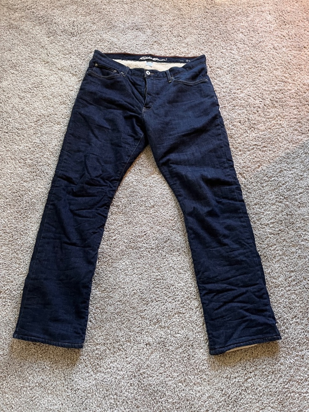 Eddie Bauer Men's Straight Jeans in Dark Blue
